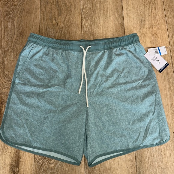 ORIGINAL PENGUIN SPORT XL MEN'S UNLINED STRETCH‎ TRAINING SHORTS NEW - Picture 1 of 10